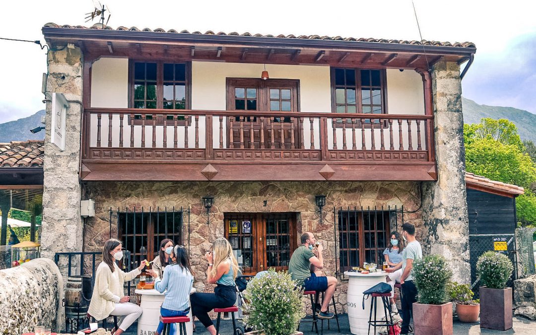 LLANES | Restaurante La Cuadrona... con una de las terrazas más afamadas de la zona.... DESCUBRE!!